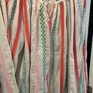 Anthropologie top. Size large shirt. White with multi colors. Bohemian vibe🌈❤️